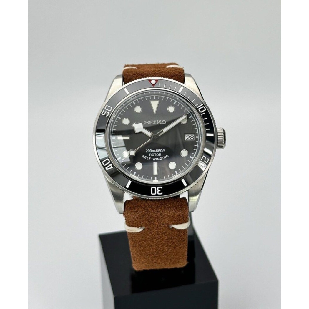 Custom Seiko Mod • Black Smiley BB58 • 39mm